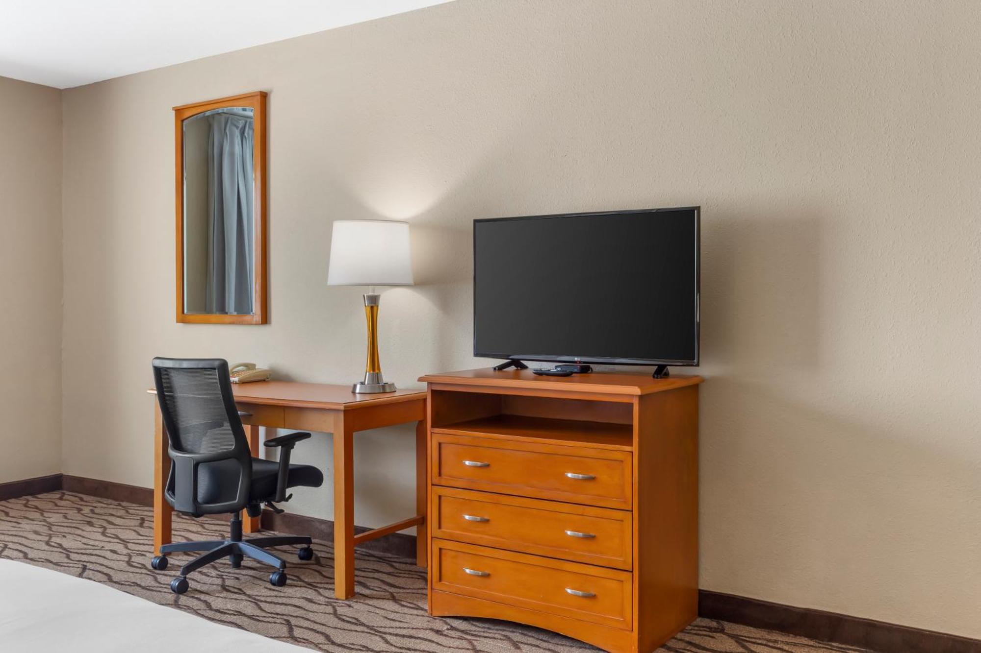 Comfort Inn & Suites Chesapeake - Portsmouth Extérieur photo