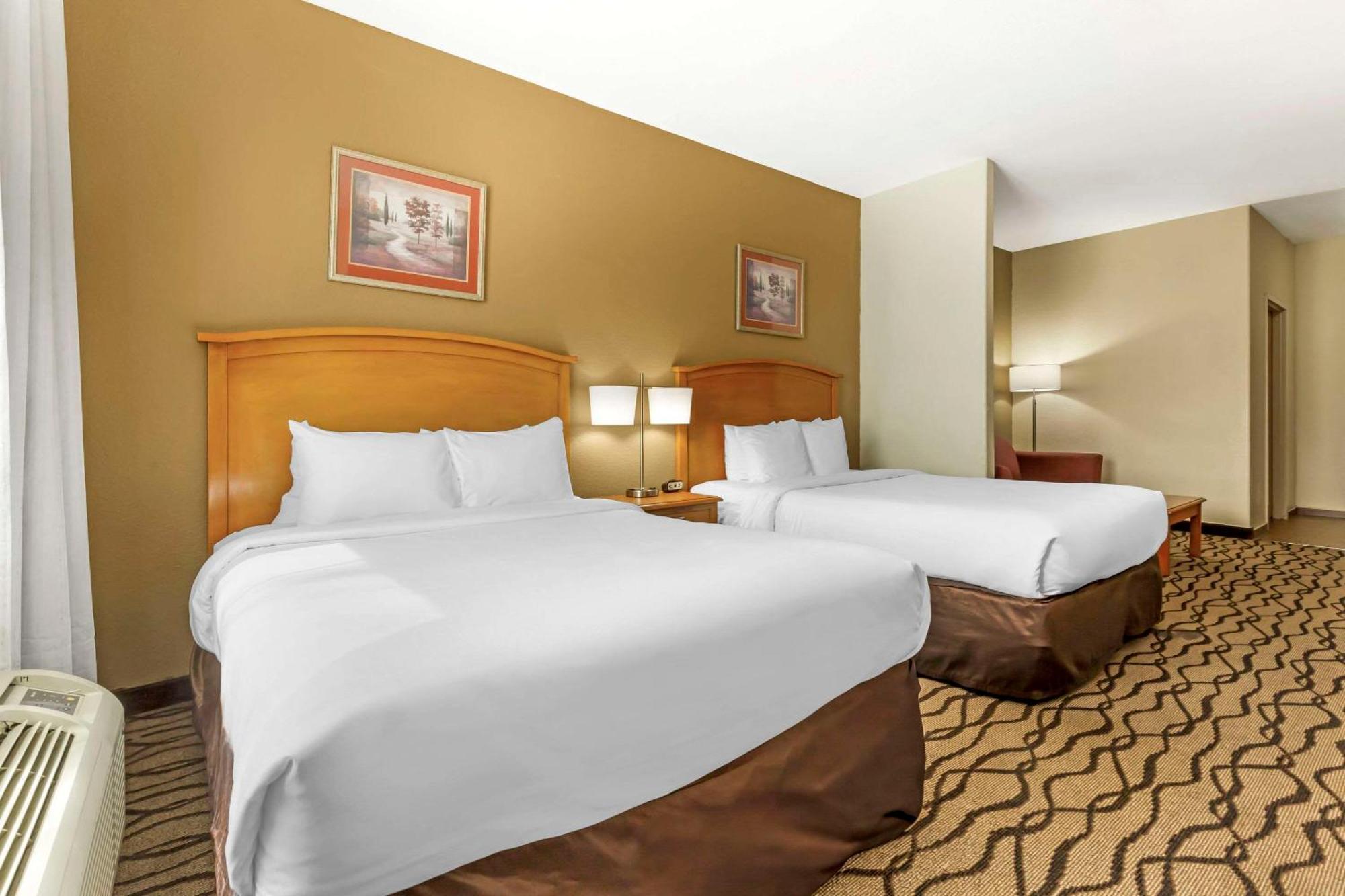 Comfort Inn & Suites Chesapeake - Portsmouth Extérieur photo