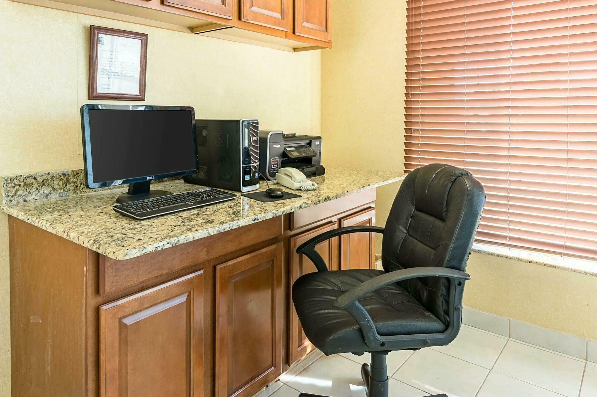 Comfort Inn & Suites Chesapeake - Portsmouth Extérieur photo
