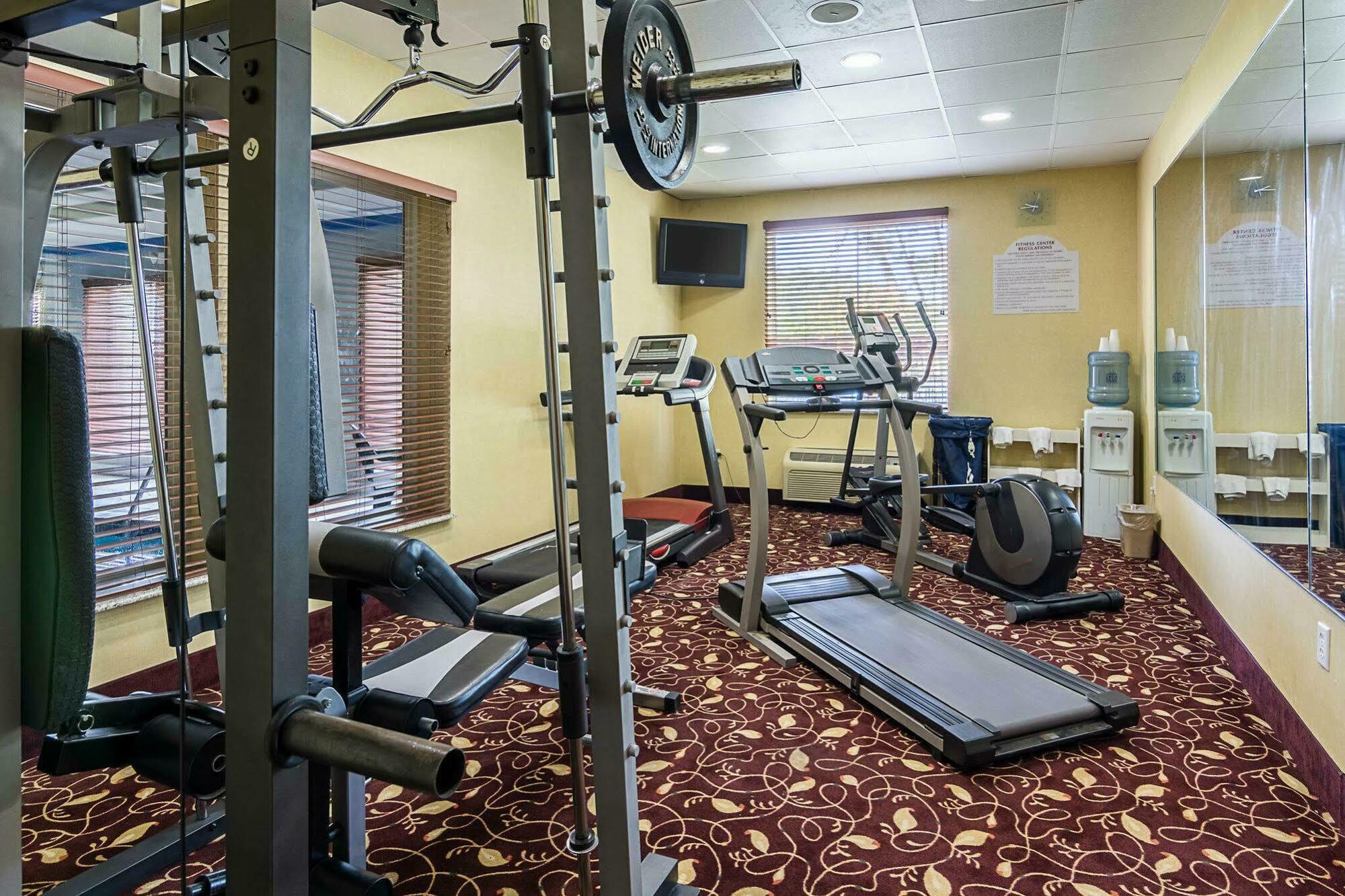 Comfort Inn & Suites Chesapeake - Portsmouth Extérieur photo